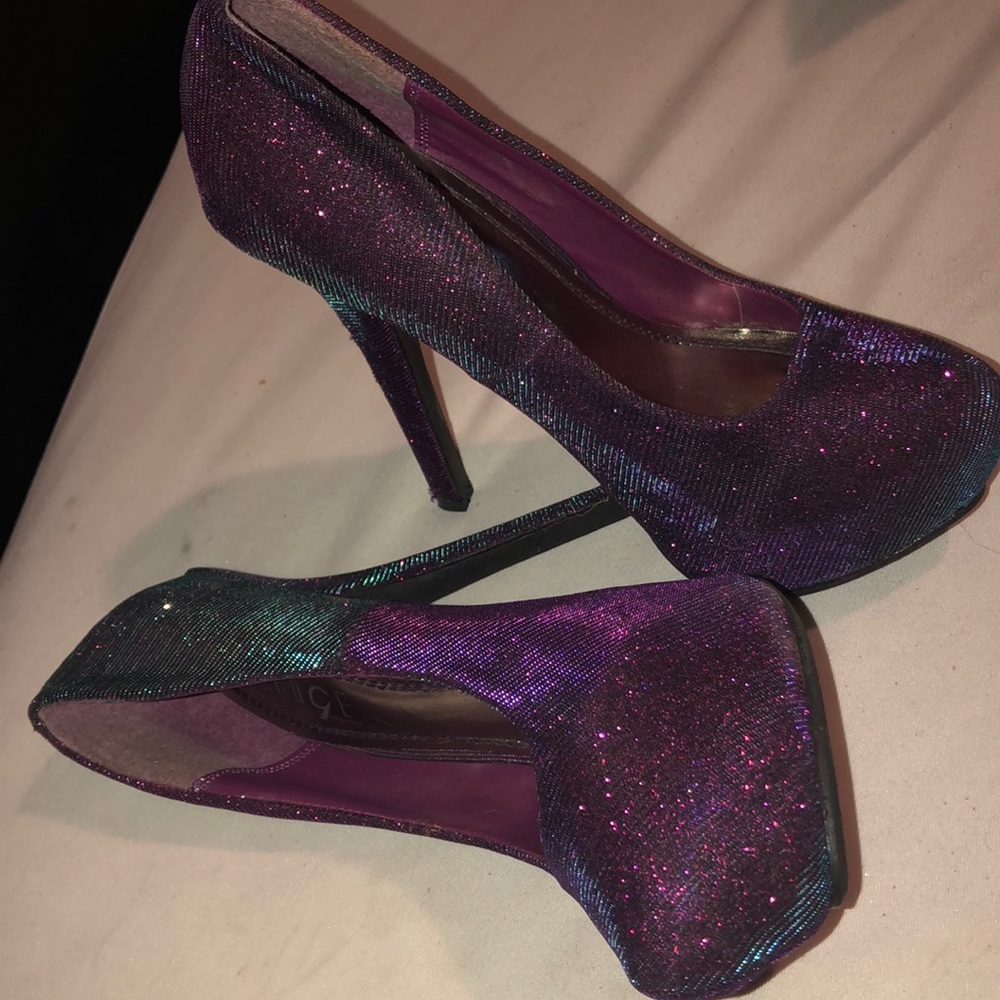 Purple heel
